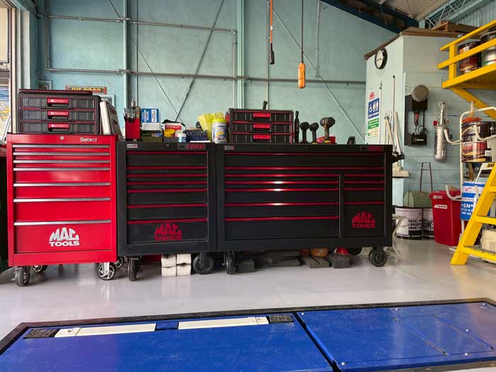 クワタ自動車整備工場